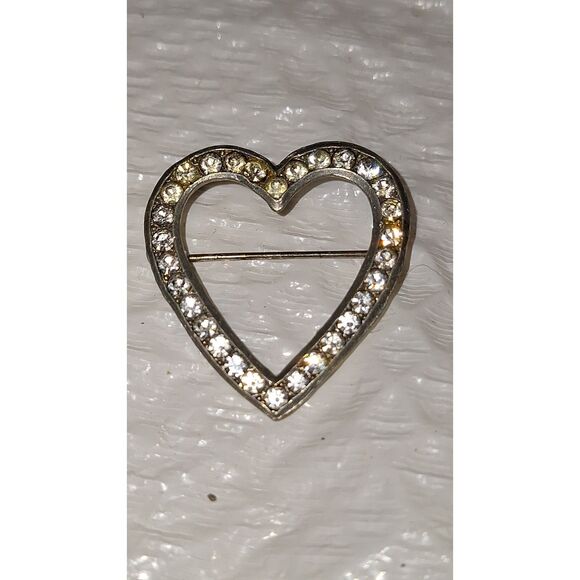 Antique Heart Shaped Pin Brooch Rhinestone Silver Tone Grandmacore Elegant - Picture 1 of 8